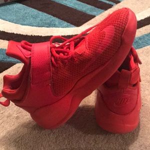 Nike Kwazi (Red) big Kids size 6